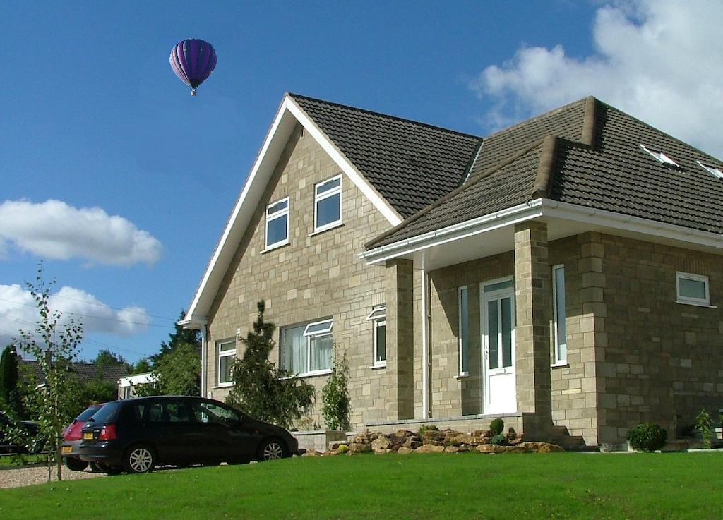 Mead Lodge B&B Corsham Eksteriør bilde